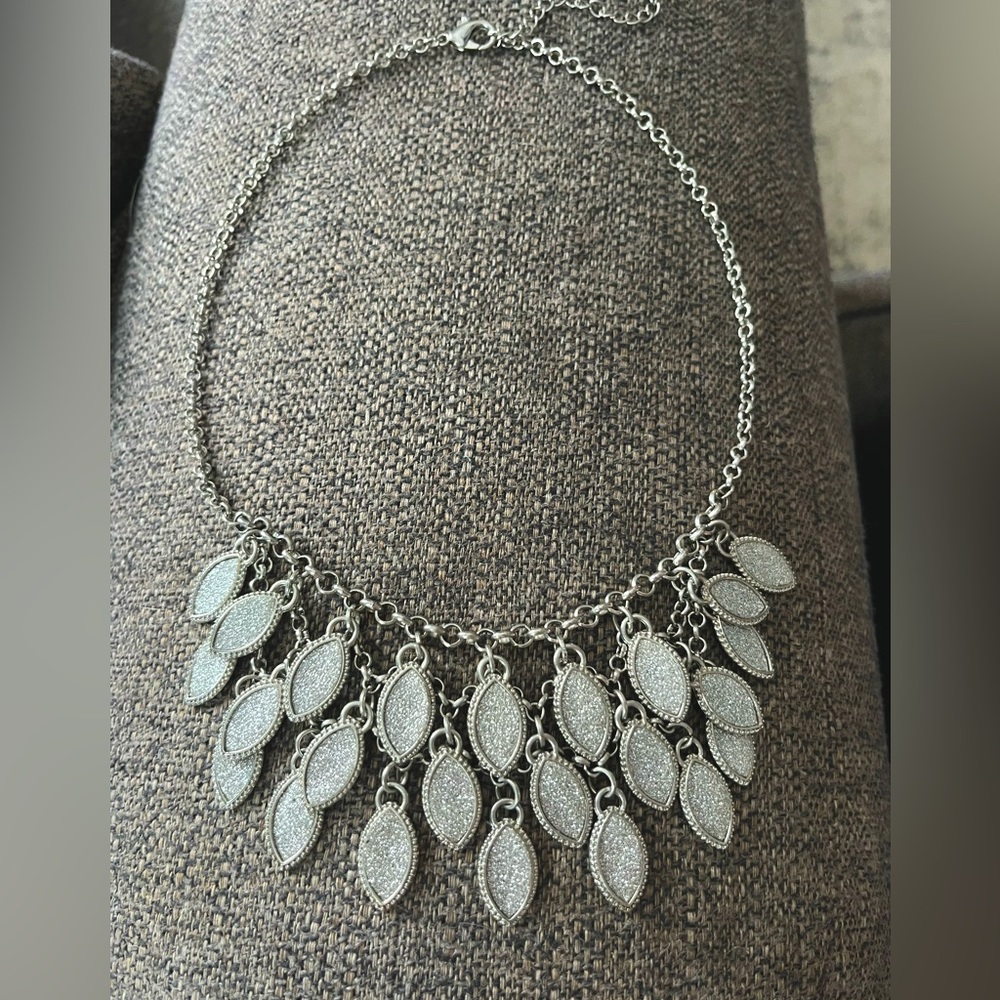 Silver sparkle statement necklace